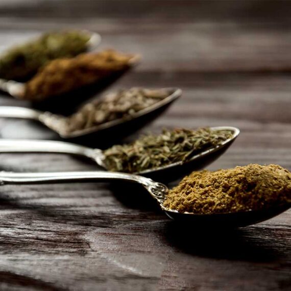 Préparation des herbes de Provence